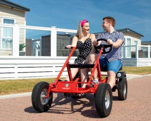 Brookside West Sands Holiday Park Seal Bay Selsey Esterno foto